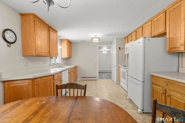 27 Allen Street, Enfield, CT 06082