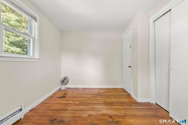 27 Allen Street, Enfield, CT 06082