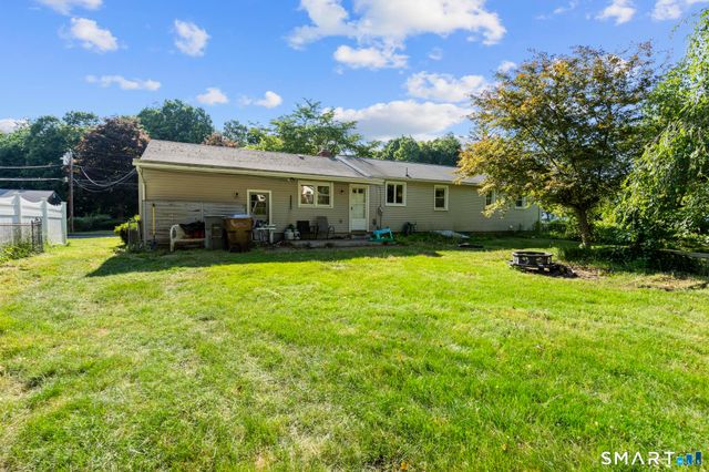 27 Allen Street, Enfield, CT 06082