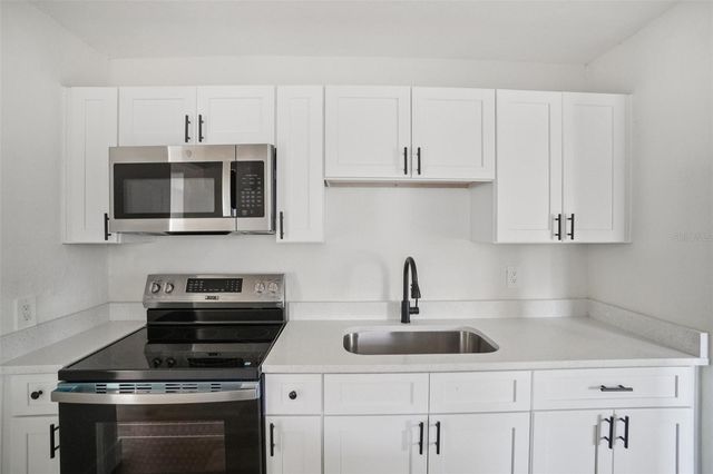 3720 12TH AVENUE S, St Petersburg, FL 33711