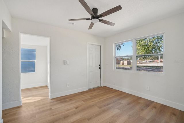 3720 12TH AVENUE S, St Petersburg, FL 33711