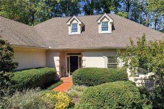 26 Ridgemere Trace, Sandy Springs, GA 30328