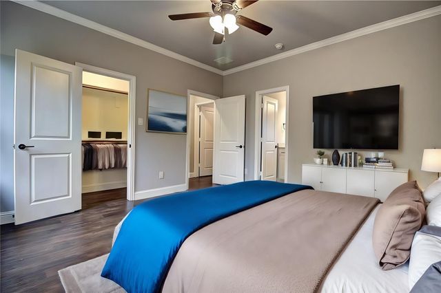 305 Wyatt Street, Waxahachie, TX 75165