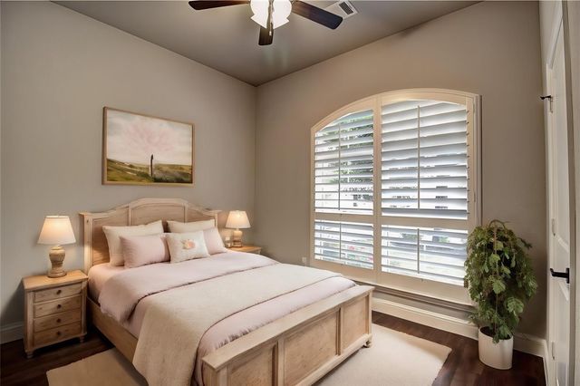 305 Wyatt Street, Waxahachie, TX 75165