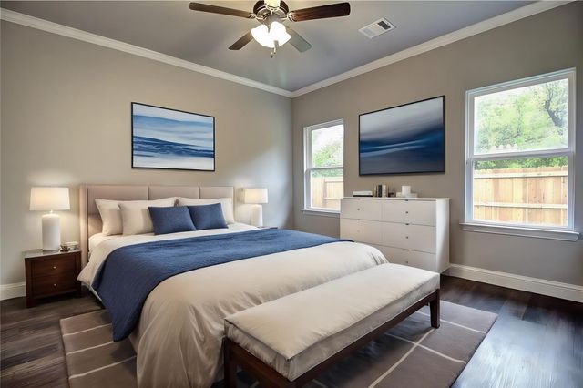 305 Wyatt Street, Waxahachie, TX 75165