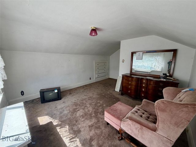 915 W Porphyry Street, Butte, MT 59701