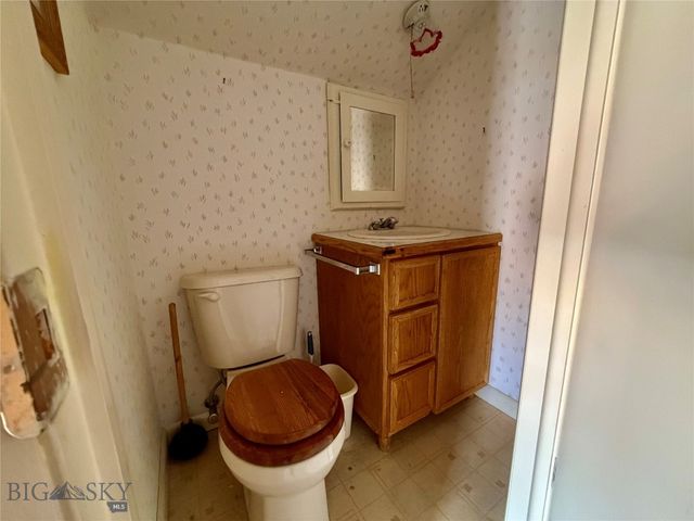 915 W Porphyry Street, Butte, MT 59701