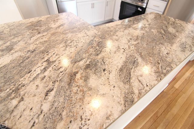 28260 Edward Street, Roseville, MI 48066