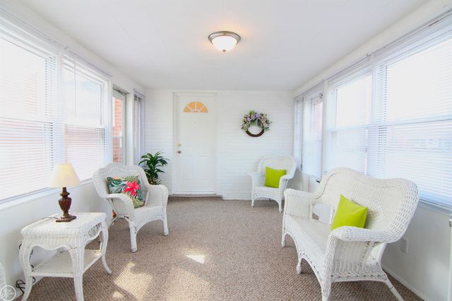 28260 Edward Street, Roseville, MI 48066