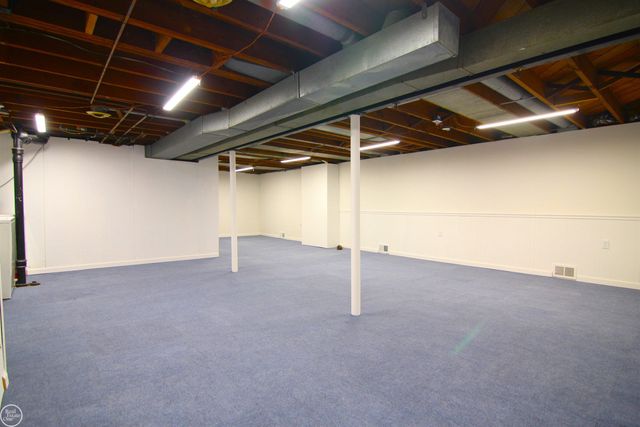 28260 Edward Street, Roseville, MI 48066