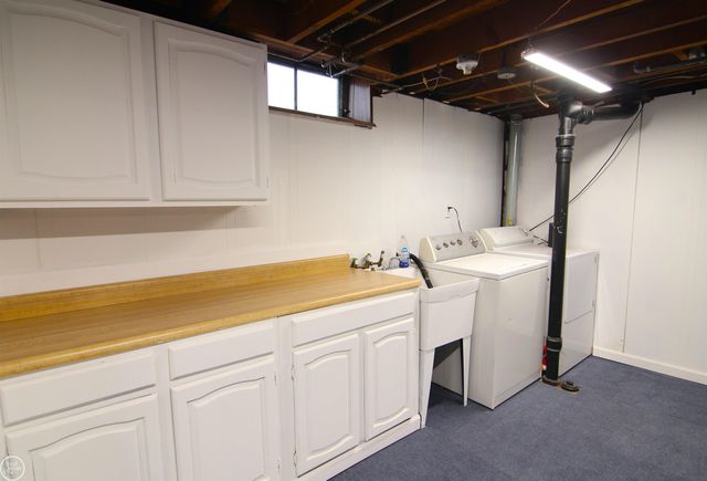 28260 Edward Street, Roseville, MI 48066