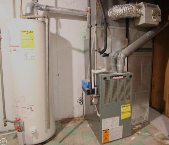 28260 Edward Street, Roseville, MI 48066