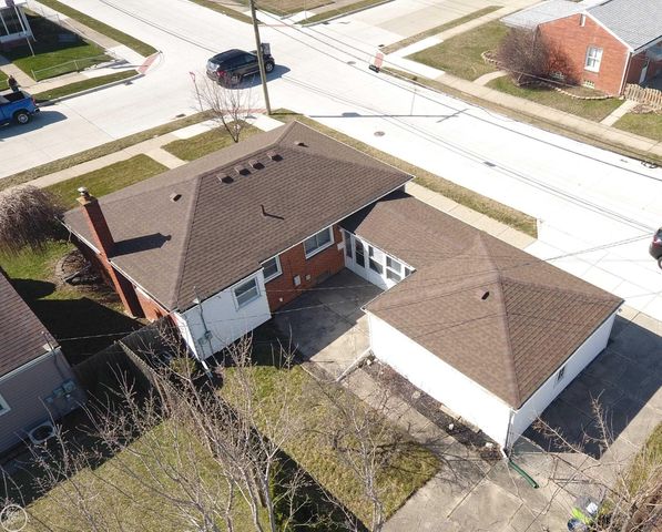 28260 Edward Street, Roseville, MI 48066