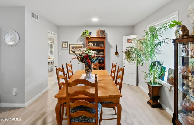 10143 W BOLIVAR Drive, Sun City, AZ 85351