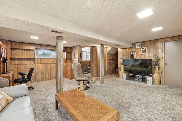 2509 Riviera Lane, Bellmore, NY 11710