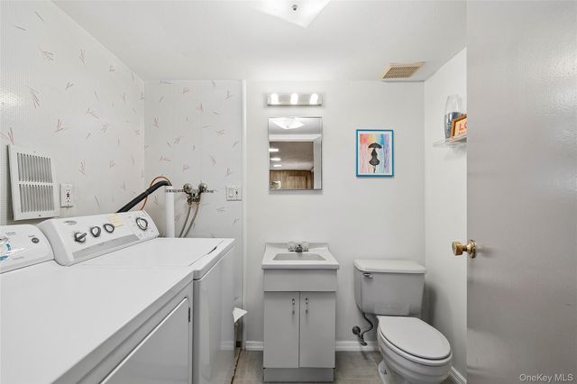 2509 Riviera Lane, Bellmore, NY 11710