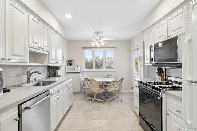 2509 Riviera Lane, Bellmore, NY 11710