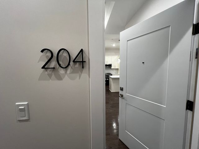 4819 Main Street 204, Skokie, IL 60077