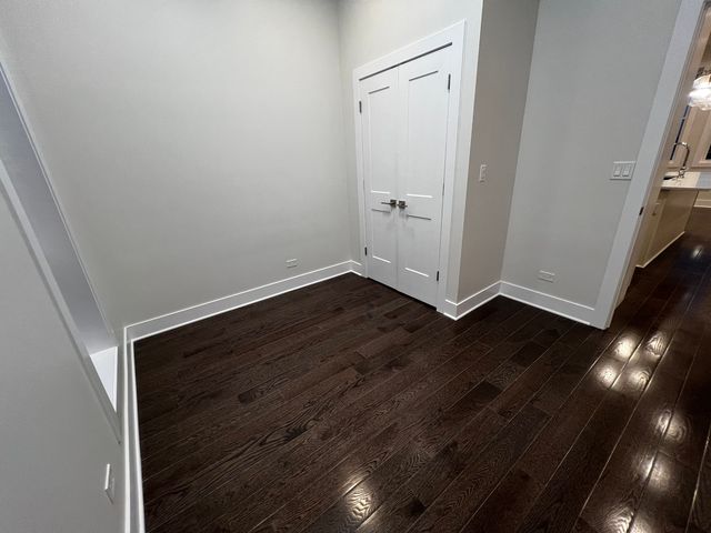 4819 Main Street 204, Skokie, IL 60077