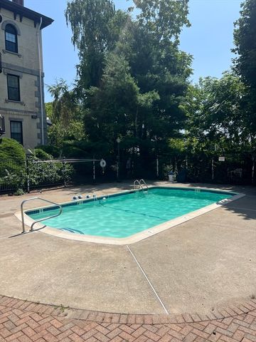 201 Thorndike Street 1-27, Lowell, MA 01852