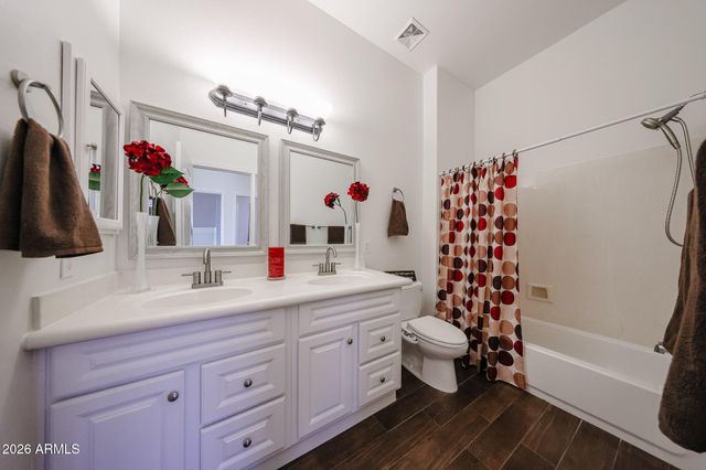 1494 E TULSA Street, Gilbert, AZ 85295