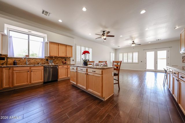1494 E TULSA Street, Gilbert, AZ 85295