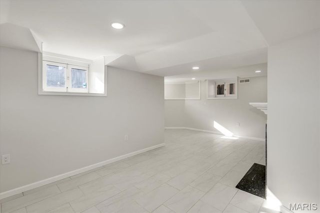 4561 Laclede Avenue 4FE, St Louis, MO 63108