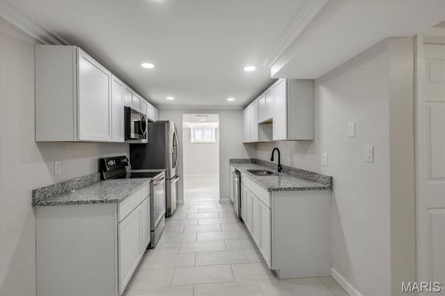 4561 Laclede Avenue 4FE, St Louis, MO 63108