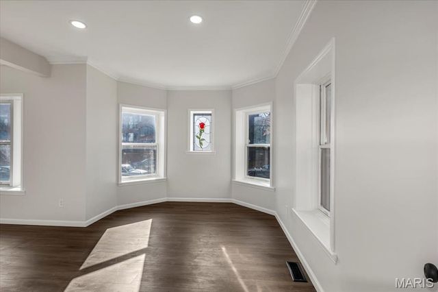 4561 Laclede Avenue 4FE, St Louis, MO 63108