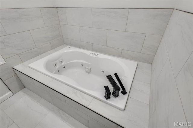 4561 Laclede Avenue 4FE, St Louis, MO 63108