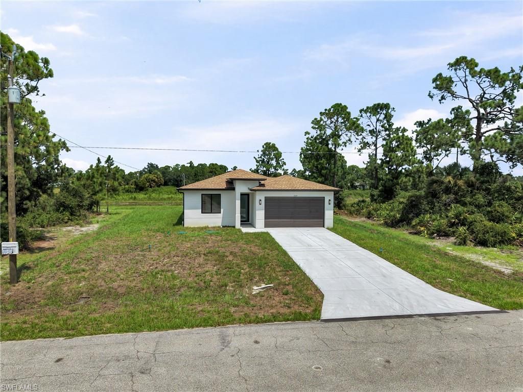 1035 Bandera ST, LEHIGH ACRES, FL 33974 — photo 5