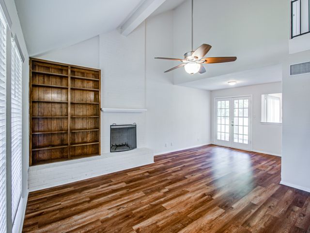 1701 Edge Hill Road, Benbrook, TX 76126