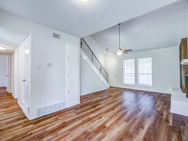 1701 Edge Hill Road, Benbrook, TX 76126