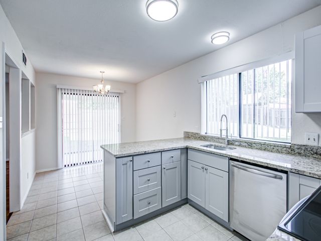 1701 Edge Hill Road, Benbrook, TX 76126