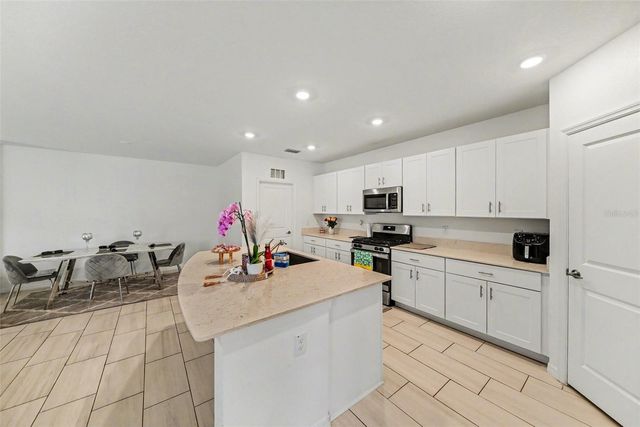 35194 ACKLEY TRCE, Zephyrhills, FL 33541