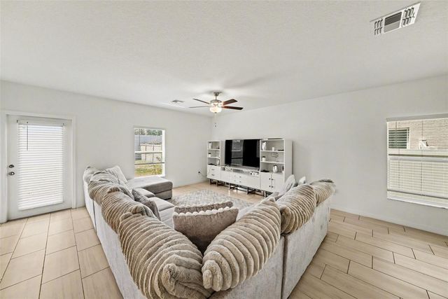 35194 ACKLEY TRCE, Zephyrhills, FL 33541