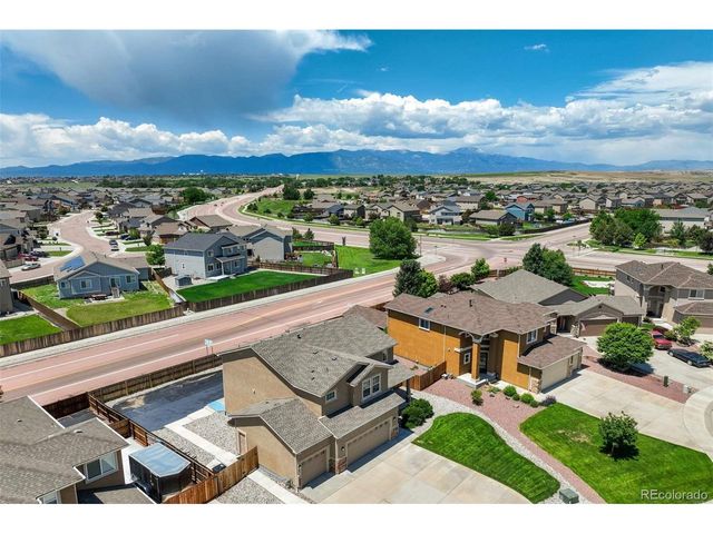 10208 Abrams Dr, Colorado Springs, CO 80925