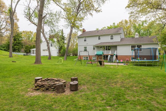 1738 Greenbriar Drive, Portage City, MI 49024