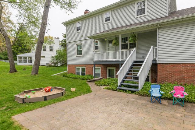 1738 Greenbriar Drive, Portage City, MI 49024