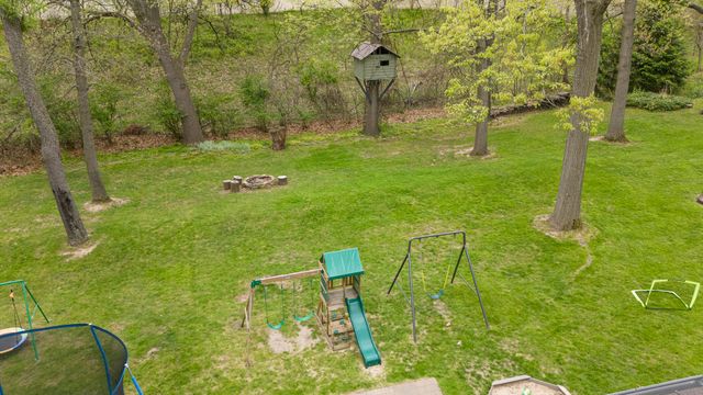 1738 Greenbriar Drive, Portage City, MI 49024