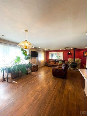 2117 Raton Ave, La Junta, CO 81050