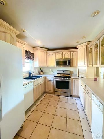 2117 Raton Ave, La Junta, CO 81050