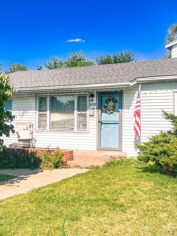 2117 Raton Ave, La Junta, CO 81050