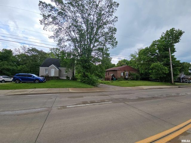 3304 E WASHINGTON Street, East Peoria, IL 61611