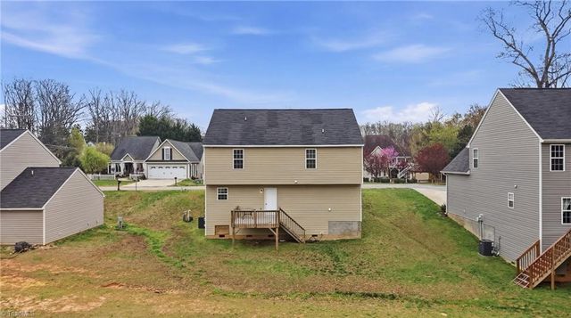 1715 Ransom Trace Court, Winston-salem, NC 27106