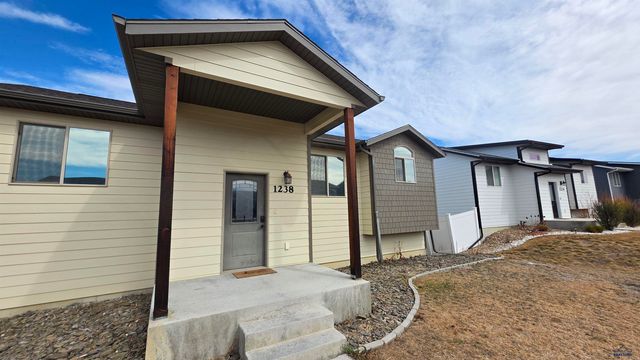 1238 JUNEAU DR, Rapid City, SD 57719