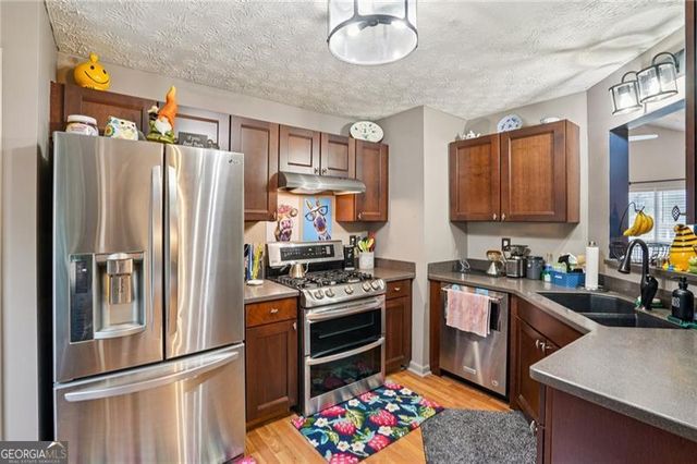 1373 Richland Creek Trail, Sugar Hill, GA 30518