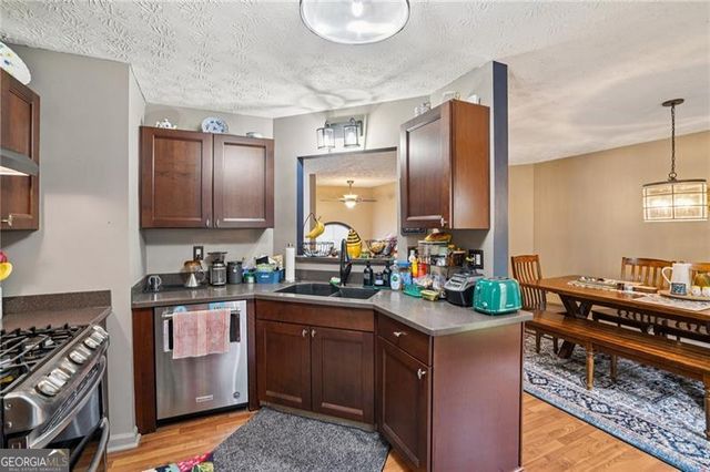 1373 Richland Creek Trail, Sugar Hill, GA 30518