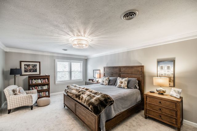 107 Meadow Ln, Hendersonville, TN 37075
