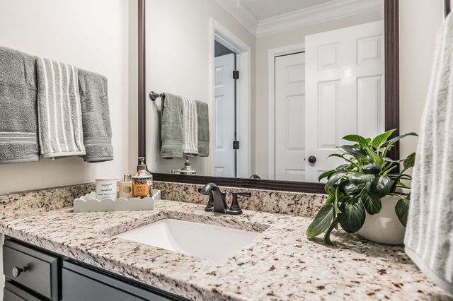 107 Meadow Ln, Hendersonville, TN 37075